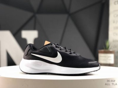 160 公司级带半码Nike Revolution 7透气 低帮 跑步鞋兼顾迅疾外观和稳固脚感，后跟覆面和中足动态支撑巧妙融合，缔造稳定顺畅的迈步体验 货号：F