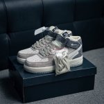 330 核心私 Air Force 1 原装级别 原楦头原纸板 打造纯正空军版型专注外贸渠道 全掌内置蜂窝气垫 原盒配件 原厂中底钢印、拉帮完美 货号：Dg91