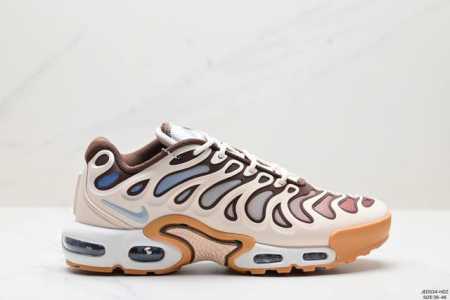 公司级耐克nike Air Maxplus Drift休闲气垫缓震跑步运动鞋 造型超讨喜！鞋面以帆布和织物材质包裹，保证了轻薄透气，更适合夏季穿着。鞋侧 鱼骨 - 点击图像关闭