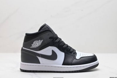 公司级nike Air Jordan 1 Retro Mid Og Aj1代迈克尔 乔丹中帮耐克经典复古百搭休闲文化运动篮球鞋 纯原口碑大厂出品全系列原楦原纸板