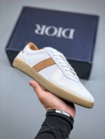 顶级版本 迪奥德训鞋 dior迪奥 B01 Matchpoint 圆头系带 低帮 ,标志着Dior经典款式的回归,以时尚优雅的廓形重新诠释 采用光滑皮革精心制作