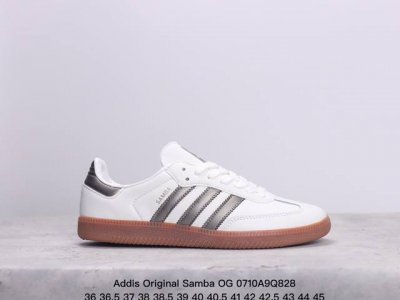 Addis Original Samba Og 复古单品复古桑巴板鞋 这款桑巴鞋展示了高质量的工艺 带有装饰的超锁缝制和无缝的手感 柔软、柔软的皮革造型和标志性