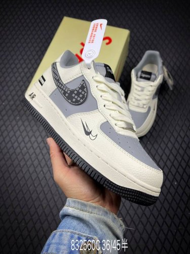 C 公司级Nike Air Force 1‘07 原楦头原纸板 打造纯正低帮空军版型 专注外贸渠道 全掌内置蜂窝气垫 原盒配件 原厂中底钢印、拉帮完美 官方货号