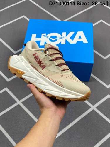 210 公司级小红书推荐Hoka U Skyline-Float X全新配色 这个品牌来自于新西兰的毛利语，Hoka表示大地，One One表示飞越，连起来就是