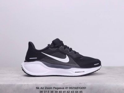 公司级nk Air Zoom Pegasus 41 登月跑鞋 登月41代超轻网面跑步鞋 脚跟区域营造出色舒适度，而在鞋底部分，搭载全掌型zoom Air配置耐克