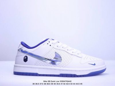 海外爆款限量发售！公司级 Nike SB Dunk Low“BAPE联名 白彩勾小蓝勾” 周年高端定制 低帮休闲板鞋 定制鞋盒 大厂纯原品质出货 超高清洁度 皮