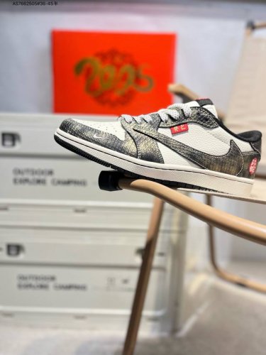 公司级头层皮蛇年 X 乔丹Air Jordan 1 Low Aj1低帮系列篮球鞋 官方同步配色 原装级产物 #拒绝公底 立体鞋型 细节完美 高清洁度Yx5066