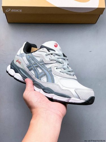 Asics 亚瑟士Gel-Nyc 2055透气网眼鞋面配合部分合成革材质 采用全新Ahar+橡胶材质 更加耐磨 0417115X30