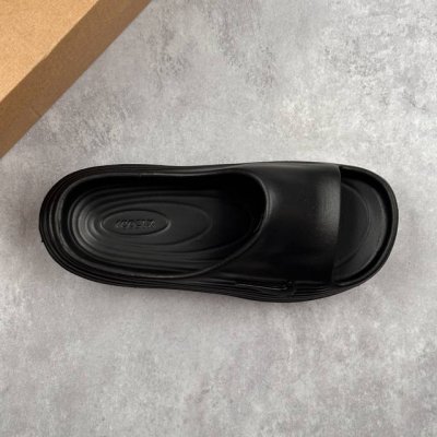 本地 核心私 nike Air Vapormax Flyknit 耐克夏季休闲游泳沙滩拖鞋 耐克拖鞋 货号 862 780001 L8R0 尺码 36 36.5