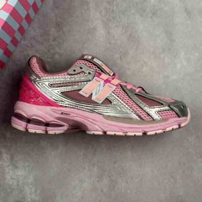 本地 核心私 公司级New Balance M1906系列复古单品宝藏老爹鞋款 公司级版本复古元素叠加 质感超级棒 楦版型材料细节做工精细 作为Nb最经典的档案