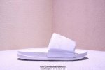 简介：耐克 Nike Kobe Off Court Slide 科比限定 露趾运动拖鞋 耐磨防滑舒适运动鞋 If2870- 尺码：如图所示 Xm0513Q202