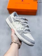Lv联名-米灰绑带猪八 海外官方同步限量发售， 路易威登x Nike Dunk Low 耐克板鞋。头层牛皮与进口猪八革的搭配，上等的面料加上工匠级的缝纫，设计风