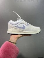 210 公司级Air Jordan Stadium Aj90 潮流运动板鞋 Dx4397-001 充满了对Tinkerhathield 原创设计的致敬 包括中足