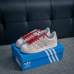 核心私 阿迪达斯Adidas三叶草 Originals Superstar贝壳头系列低帮经典百搭休闲运动板鞋 货号：Ji0133 尺码：35 36 36.5 3