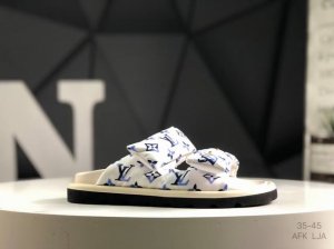 lv Poolpillow Comfort 路易威登 Lv 拖鞋 原版一比一开发 最新经典款拖鞋款式牛 经典压花系列传承Trainer设计 爆款系列 高端零售可