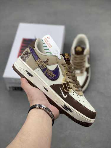 海外限量发售！公司级Nike Air Force 1 '07 Low 空军一号 低帮 运动鞋 休闲鞋 折边针车 工艺难度大 原楦头原纸板 原装鞋盒 定制五金配件