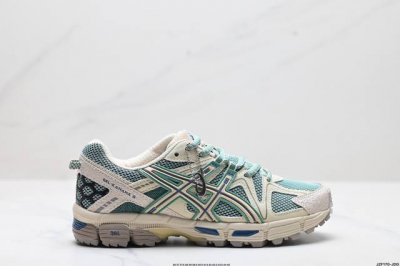 公司级asics Gel-Kahana 8 亚瑟士经典户外跑鞋如今机能风和户外风吹得正劲 这款gel-Kahana 8便是主打urban Outdoor机能越野