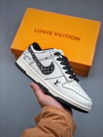Nike Sb Dunk Low X Louis Vuitton 白黑满天星纯原大厂出品 极力推荐原装头层材料 独家版型蒸餾加工帶來的是更好的视觉和脚感体验大厂