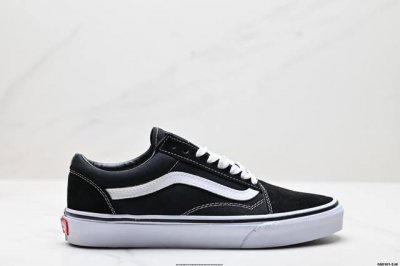公司级范斯Vans Knu-Skool Dr 翻毛皮 耐磨 低帮 板鞋 尺码:35.5 36 36.5 37 38 38.5 39 40 40.5 41 42