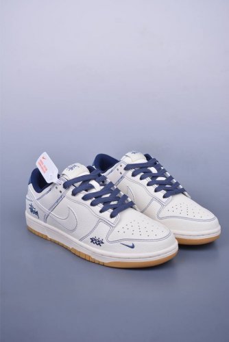 Nike Sb Dunk Low 斯图西联名 纯原大厂出品 极力推荐 原装头层材料 独家版型蒸餾加工 帶來的是更好的视觉和脚感体验 大厂纯原品质出货 清洁度 电