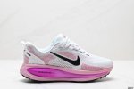 230 真标Nike Vomero 18 耐克 舒适减震防滑 低帮跑步鞋 全掌Reactx泡绵中底 前掌和后跟还配备了Air Zoom气垫单元 据说跑起来更快更