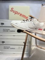 Nike Sb Dunk Low“Supreme联名” 周年高端定制 低帮休闲板鞋 定制鞋盒 超高清洁度 皮料切割干净无任何毛边 细节完美Bb8675 Qd76