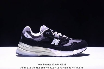 New Balance新百伦nb Made In Usa M992系列美产血统经典复古休闲运动百搭老爹跑步鞋 货号：M992Eb 码数：36 37 37.5 3