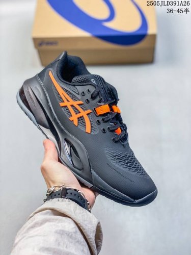 asics亚瑟士Gel-Resolution 10 男女子稳定R9 R10专业网球鞋 外观设计上 R10一改之前R8 R9的 扁长细 风格 变得更高更宽了 内侧