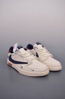 360 Fragment X Travis Scott X斯图西 Air Jordan 1 Low 三方联名倒钩 性价比原盒出货 全新的三方联名低帮倒钩鞋面延