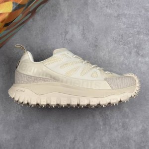 本地 核心私 Moncler 盟可睐 蒙口 Trailgrip Amoeba 抗撕裂材质山地户外鞋 鞋身采用Cordura防撕裂尼龙 Gore-Tex防水材质