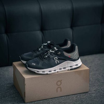核心私 On昂跑 Cloudtilt Loewe 户外街头机能风跑步鞋 Cloud Hi Edge户外机能融合街头潮流 越界开启全新都市探索 Cloudtec专