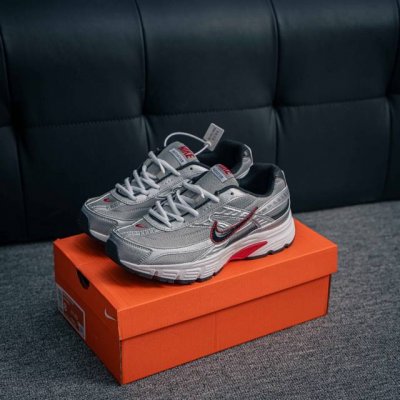 核心私 Nike Mns Initiator 耐克运动鞋男女款潮流时尚 原楦原纸版数据开发 货号：394055 01 尺码：36 37 37.5 38 38.5