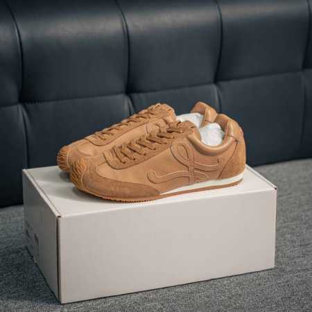400 核心私 新款广东原厂 罗意威Loewe 2025 | Ballet Runner2.0 新款芭蕾舞鞋 超级棒 不对称鞋头造型，作为Loewe的标志性设计 - 点击图像关闭