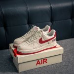 核心私 Air Force 1 原装级别 原楦头原纸板 打造纯正空军版型专注外贸渠道 全掌内置蜂窝气垫 原盒配件 原厂中底钢印、拉帮完美 货号：Df0188 0