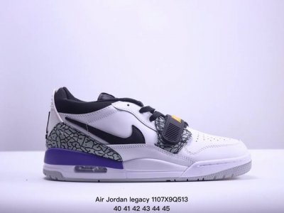 Air Jordan legacy 312 乔丹篮球鞋系列 号称 “最强三合一” 的Jordan Legacy 312，自然有着杂交结合的设计，它的名字就展现出