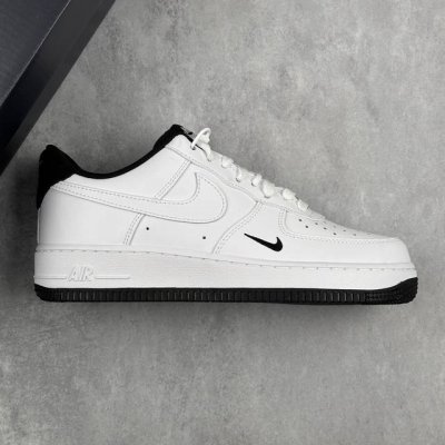 本地 核心私 耐克Nike Air Force 1’07 Low Mini Swoosh Pack 空军一号经典低帮百搭休闲运动板鞋“皮革米白黑小钩” #升级原