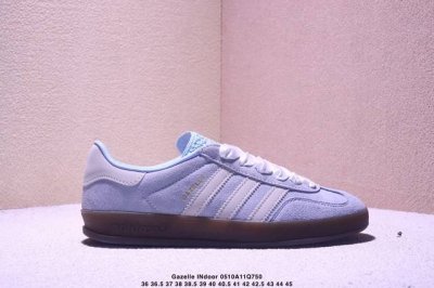 adidas Originals Gazelle Indoor 三叶草休闲防滑耐磨低帮板鞋 鞋头出色设计 塑就出众贴合感 稳固的后跟贴合足部曲线设计 软弹舒适