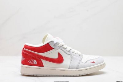 公司级Nike Air Jordan 1 Low Aj1乔1低帮休闲板鞋 同步官方配色 市场唯一独家头层皮打造 原鞋原档案开发 原厂皮料 原档冲孔鞋头 正确满胶