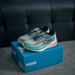 核心私 Hoka One One Cielo X1 专业竞速减震防滑耐磨训练跑步鞋 货号：1 53 尺码：36 36.5 37.5 38 38.5 39 40