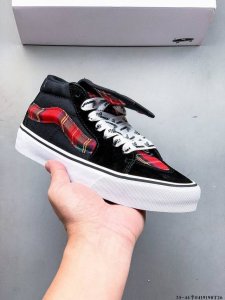 公司级硫化底！万斯Vans Sk8-Mid Slim 中帮时尚运动休闲滑板鞋 0419190T26