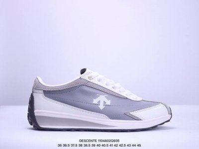 迪桑特DESCENTE Sport Style系列 CHRON RACER复古风 运动休闲鞋 复古运动鞋头层牛皮 透气休闲鞋 轻松方便设计 搭配轻质弹性鞋底 脚