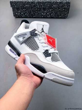 二层真标！Air Jordan 4 Aj4代中帮复古休闲运动文化篮球鞋。秉承轻量化的速度型篮球鞋设计思想完成设计，降低重量的同时提升舒适度，中底延续前作使用了分 - 点击图像关闭