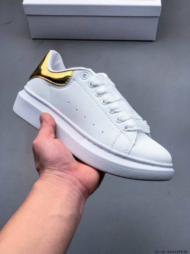 集图 Alexander Mcqueen 麦昆 经典款 想不出有任何理由不收它！面料采用进口丝绸亚光原版牛皮 最新材料 水染羊皮内里，牛皮垫脚 原版大底 回弹度