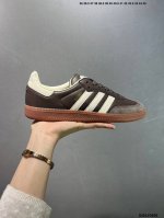 Adidas Samba Og 三叶草 性价比天花板 先行尝鲜版 桑巴纪念日系列 区别市面假皮革通货 Adidas 近70年的经典Samba Og 原装全头层制