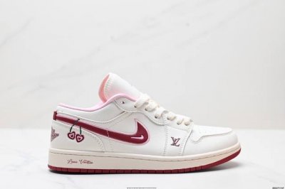 公司级Nike Air Jordan 1 Low Aj1乔1低帮休闲板鞋 同步官方配色 市场唯一独家头层皮打造 原鞋原档案开发 原厂皮料 原档冲孔鞋头 正确满胶