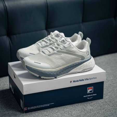Fila Fusion 斐乐潮牌 复古低帮运动休闲鞋 Filafusion主要以时尚运动文化 跨界联名为主 结合当下广受欢迎的滑板街篮 棒球、骑行等时尚运动 货 - 点击图像关闭