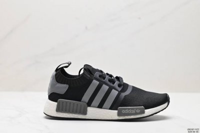 真标阿迪达斯adidas Nmd R1系列 原进装口boost原料 高密度性弹针织 首发新配色 现货供应 原盒原标 货号:S31523 尺码:36-45 Ld: