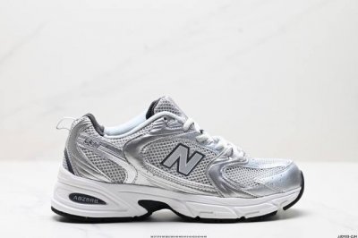 真标New Balance Mr530系列复古老爹风网布跑步休闲运动鞋 #采用优质纤维革+透气网眼布材质材质 货号:Mr530Lg 尺码:36 37 37.5