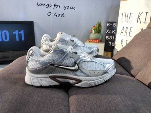 公司级Nike V5 Rnr 耐克 舒适百搭防滑耐磨 低帮休闲鞋 货号:Hj5228-100 尺码:36 36.5 37.5 38 38.5 39 40 40.