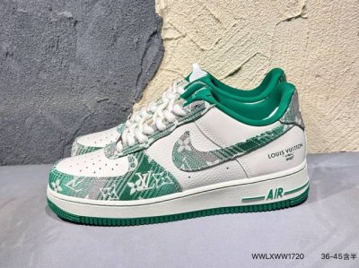 新品上市实拍 耐克Nike Air Force 1 07空军一号低帮百搭休闲运动板鞋 柔软 弹性十足的缓震性能和出色的中底设计 横跨复古与现代的外型结合 造就出
